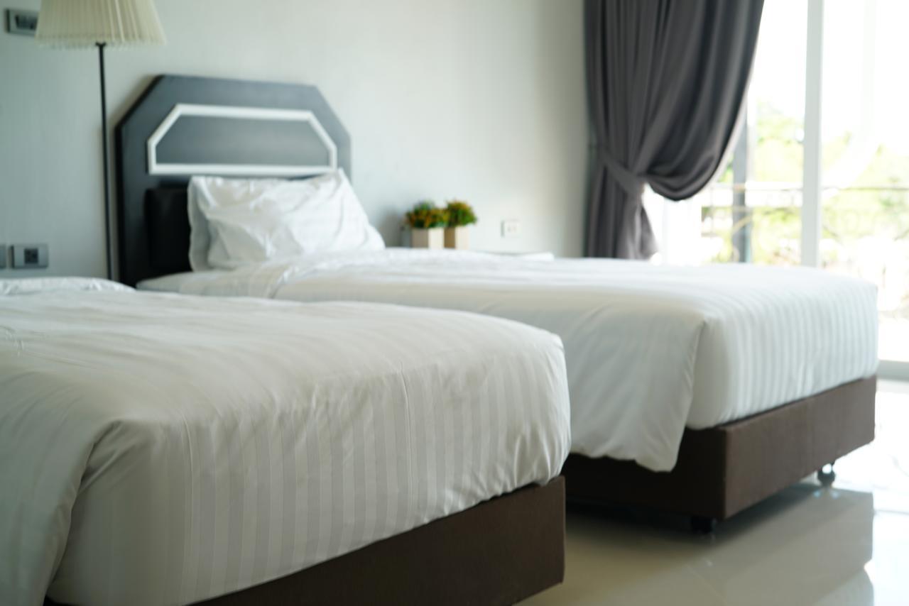 Hotel The Tung Pattaya Exterior foto